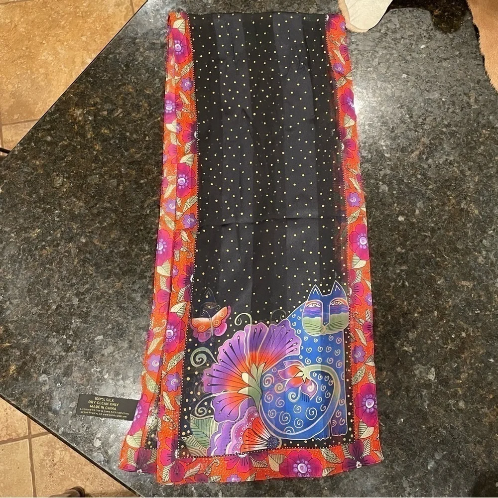 LAUREL BURCH | SILK ART SCARF | Cats and flowers